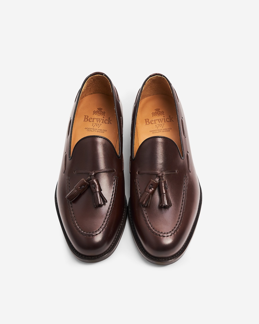 Berwick Tassel Loafer 8491 Vegano Moka Curated and Co. Bangkok